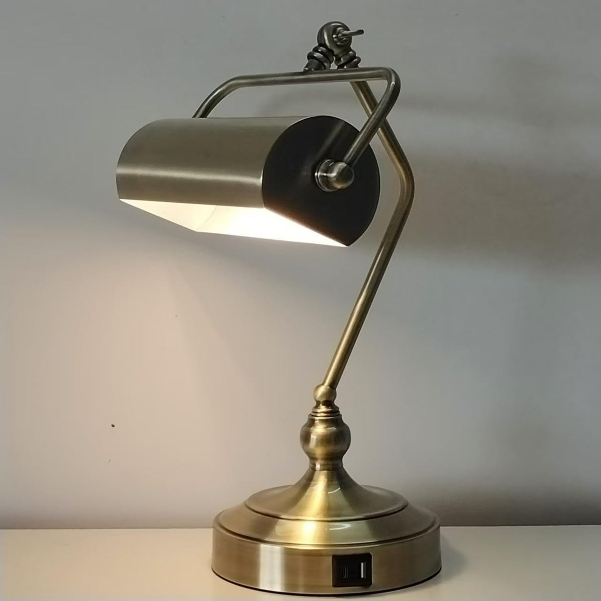 Classic Antique Touch Adjustable Desk Lamp, Banker Lamp, Piano Lamp, Eye Protection Table Lamp with Output Charging Port (LED Bulb Included in Package) (Bronze)