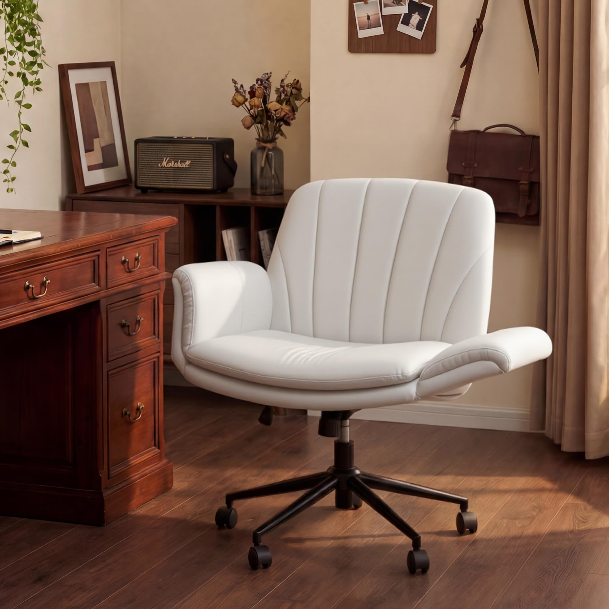 Criss Cross Chair with Five-Level Adjustable Arms and Wheels - Comfortable Ergonomic PU Leather Swivel Vanity Chair - Computer Makeup Gaming Chair for Home Office, Bedroom, Vanity Room (Beide)