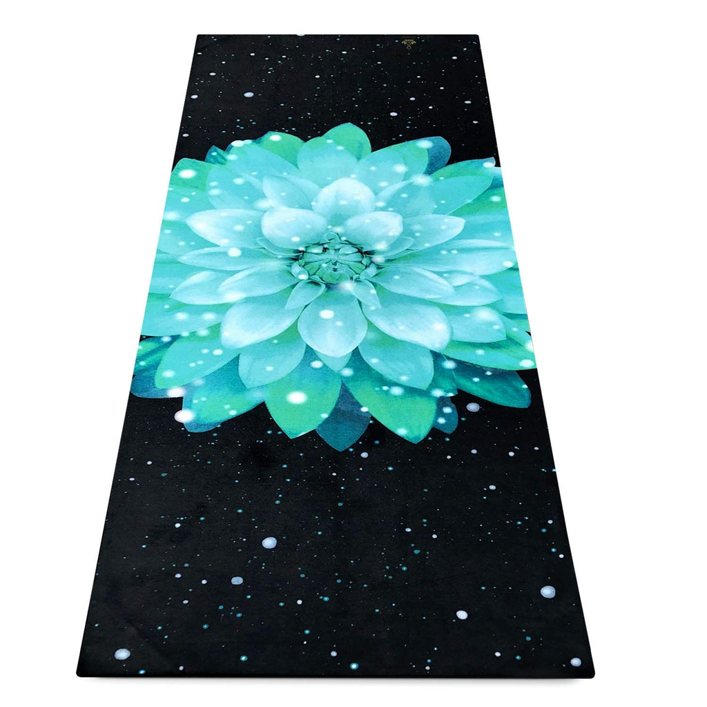 Non Slip Hot Yoga Towel, 100% Microfiber Non Slip Yoga Mat Towel for Hot Yoga, Pilates and Fitness, Exclusive Corner Pockets Design + Free Spray Bottle