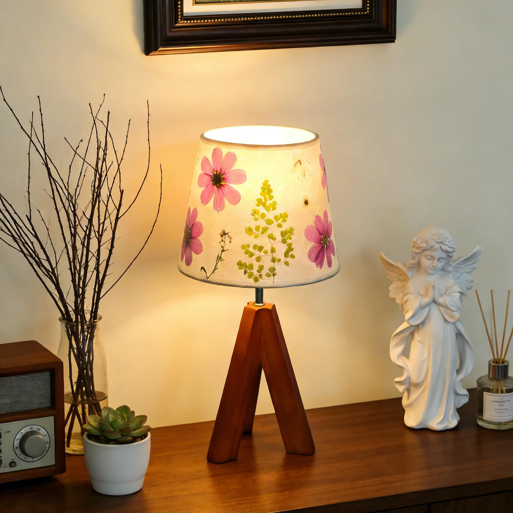 Dried Flowers Tripod Table Lamp 14.17in, 9W LED 3-Color Cute Bedside Lamp with Flowers Linen Lampshade for Nursery, Bedroom, Kid Room, Living Room, Light Brown Wooden Base