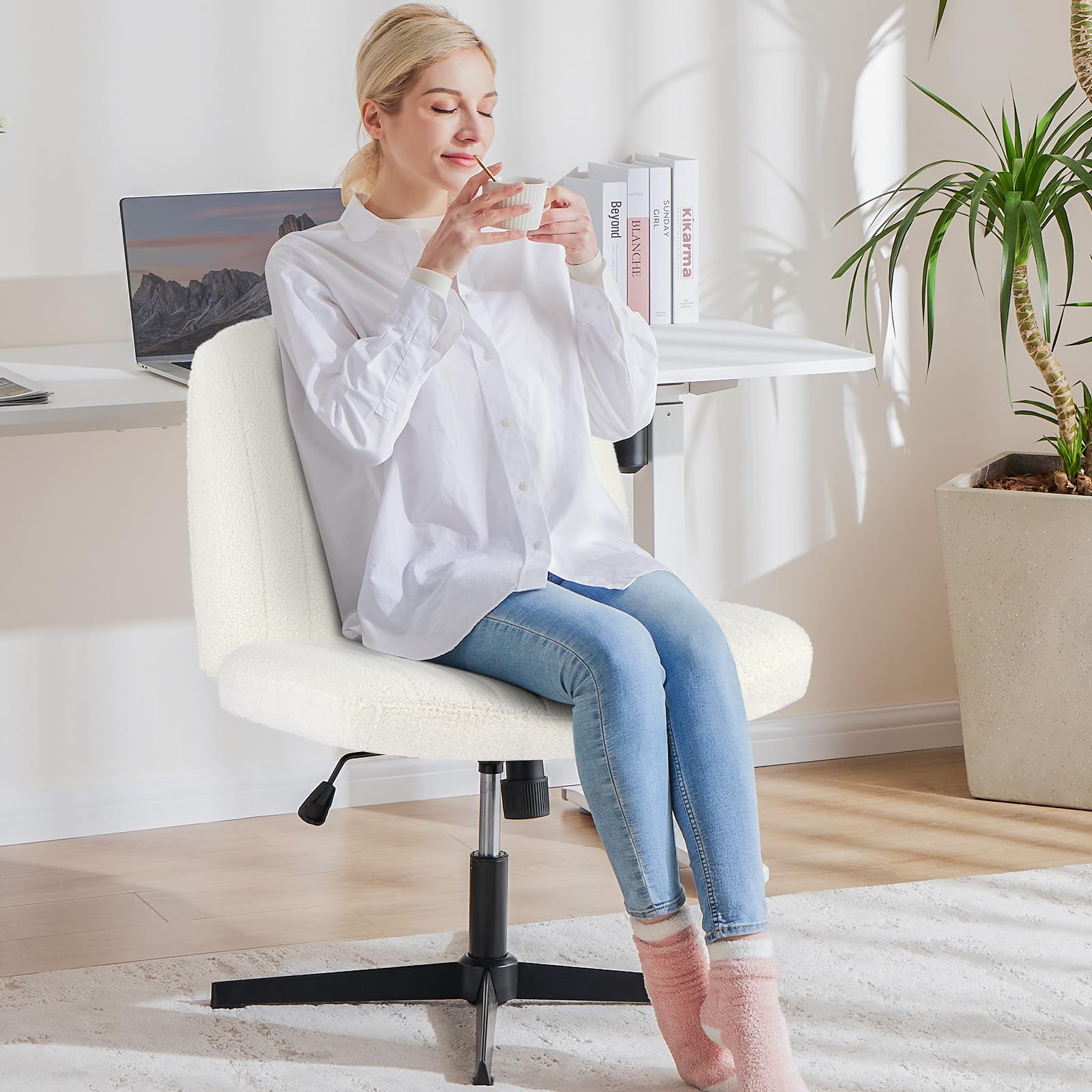Criss Cross Chairs Legged Armless No Wheels Wide Seat Height Adjustable Swivel Rolling Padded Furry Cute Home Office Desk Seating for Bedroom, Student, Study Room