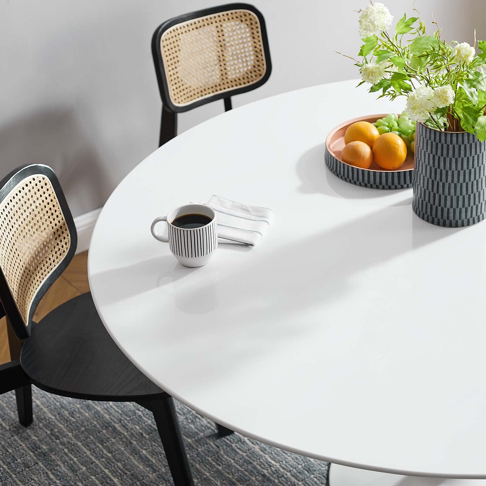 Modway Lippa 60" Mid-Century Modern Dining Table with Round Top and Pedestal Base in White