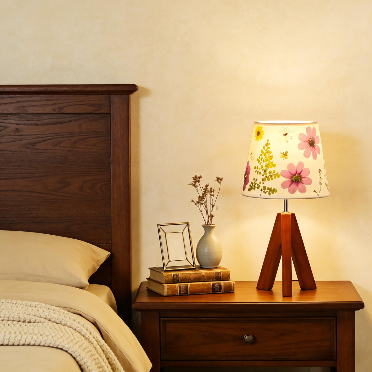 Dried Flowers Tripod Table Lamp 14.17in, 9W LED Dimmable Cute Bedside Lamp with Flowers Linen Lampshade for Nursery, Bedroom, Kid Room, Living Room, Light Brown Wooden Base