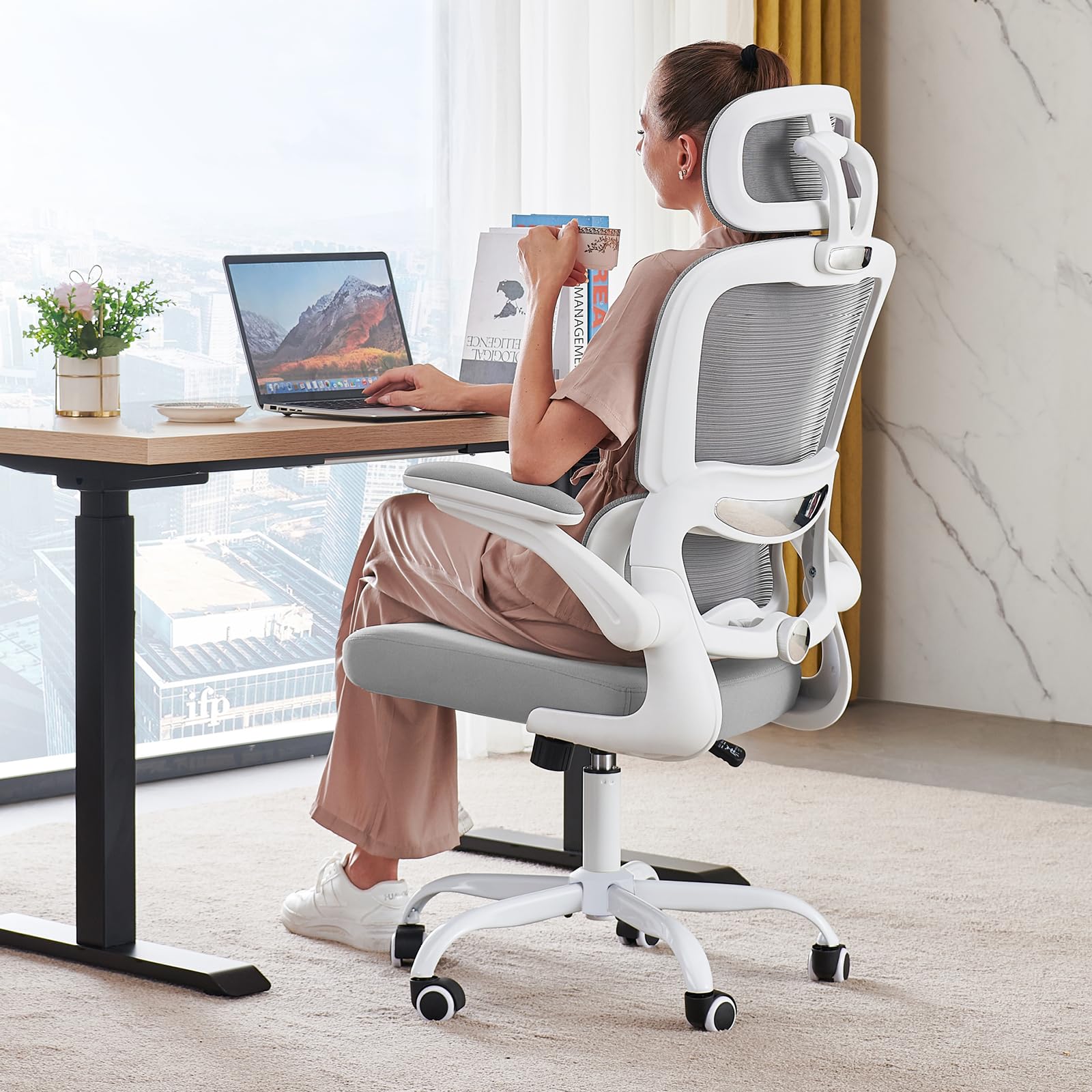Office Chair Ergonomic Desk Chair, 330 LBS Home Mesh Office Desk Chairs with Wheels, Comfortable Gaming Chairs (Light Grey)