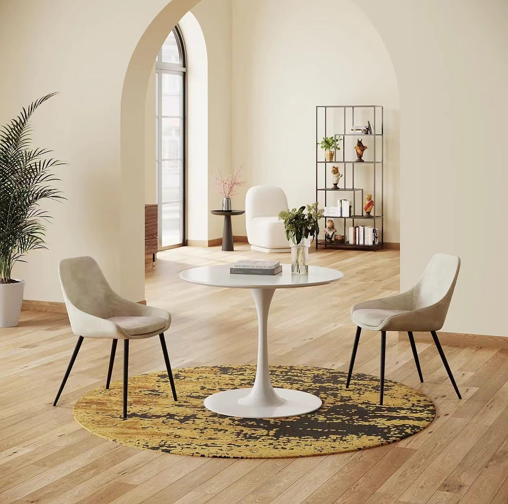 TUOMUR White Round Dining Table, 31.5" Circle Tulip Table Kitchen Round Dining Table for 2-4 People with Thickened Top and Metal Pedestal, Mid Century Leisure Table for Home, Dining Room, Cafe